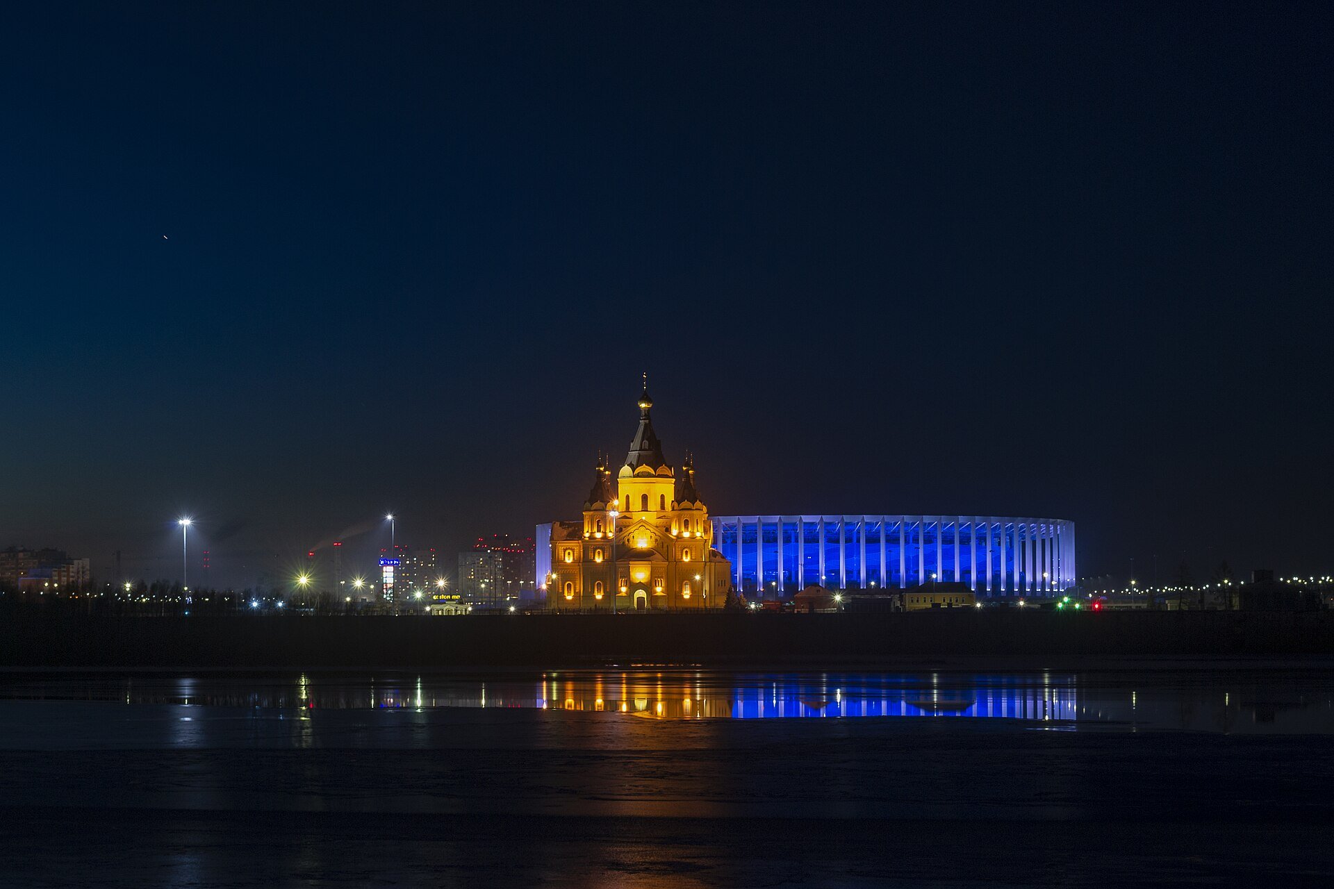Фаната из Петербурга оштрафовали на 45 тысяч за попытку попасть на матч «Крыльев Советов» в Самаре