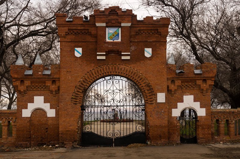 В Приволжском районе уложили 19 км асфальта к паромной переправе через Волгу