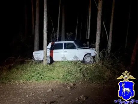 Пьяный водитель на незарегистрированной «шестёрке» врезался в сосну в Красноглинском районе